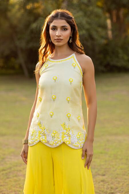 Islie By Priya Jain Yellow Kota Doria, Crepe Cut Work, Embroidery, Floral Kurta And Palazzo Set Online at Aza Fashions Islie By Priya Jain_Yellow Kota Doria, Crepe Cut Work, Embroidery, Floral Kurta And Palazzo Set _Online_at_Aza_Fashions