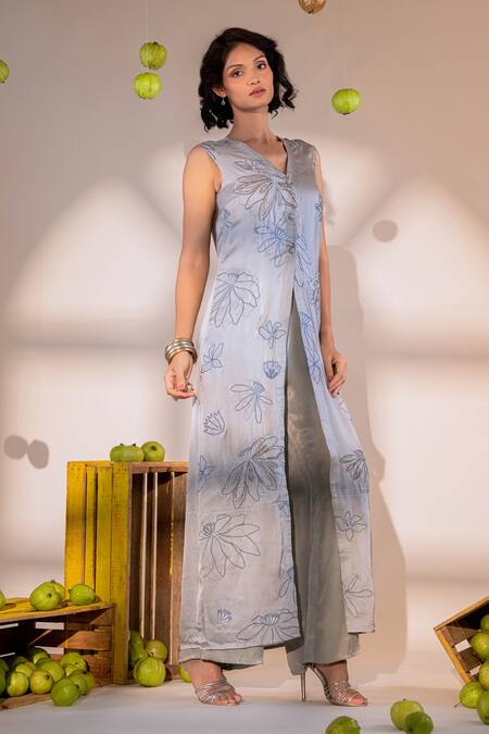 Buy Amrood Grey Satin Beads, Floral Bloom Long Front Slit Kurta With Flared Pant Online at Aza Fashions Buy_Amrood_Grey Satin Beads, Floral Bloom Long Front Slit Kurta With Flared Pant _Online_at_Aza_Fashions