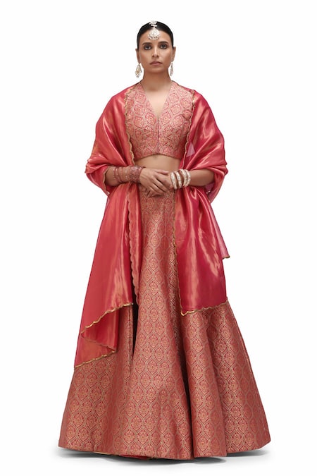 Mimamsaa Red Brocade Silk Woven Zameen And Alfi Motif V Neck Soma & Lehenga Set 