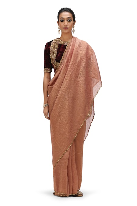 Mimamsaa Hanita Embroidered Scallop Hem Saree 