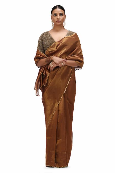 Mimamsaa Chandana Tikki Embellished Scallop Border Saree 