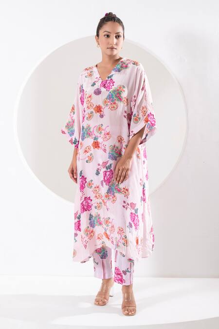 Ekavira Pink Crepe, Silk Embroidery V-neck Floral Printed Kurta And Pant Set Online at Aza Fashions Ekavira_Pink Crepe, Silk Embroidery V-neck Floral Printed Kurta And Pant Set _Online_at_Aza_Fashions