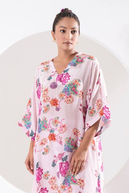 Buy Ekavira Pink Crepe, Silk Embroidery V-neck Floral Printed Kurta And Pant Set Online at Aza Fashions Buy_Ekavira_Pink Crepe, Silk Embroidery V-neck Floral Printed Kurta And Pant Set _Online_at_Aza_Fashions