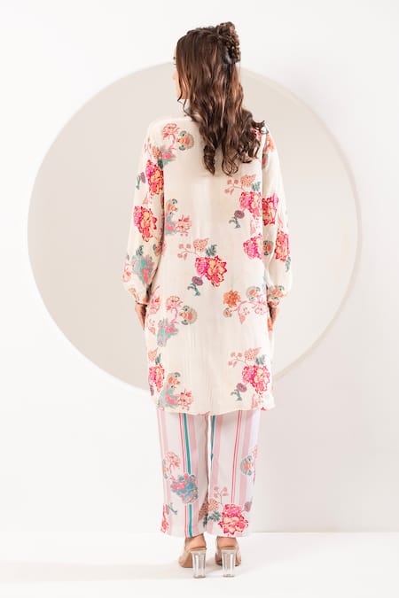 Ekavira Mogra Print Front Pleat Kurta With Pant 