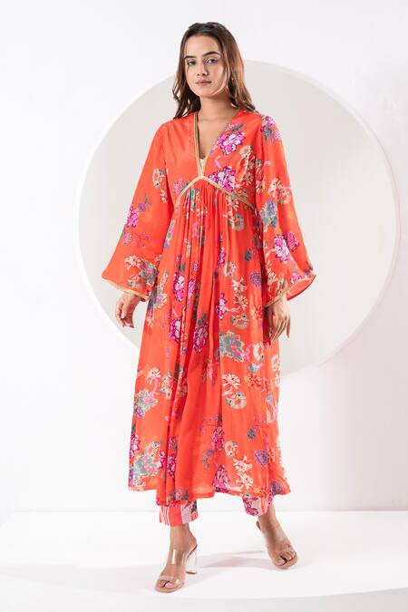 Buy_Ekavira_Orange Crepe, Silk Lace, Embroidery V-neck Madhubala Vine Print Kurta Pant Set _Online_at_Aza_Fashions