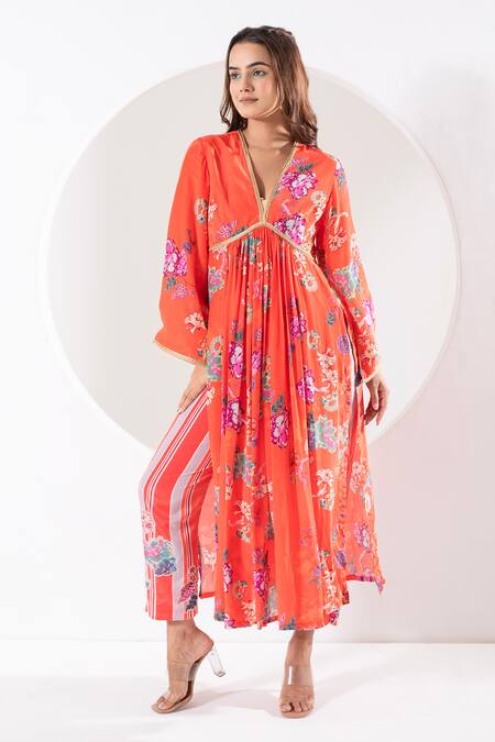 Ekavira_Orange Crepe, Silk Lace, Embroidery V-neck Madhubala Vine Print Kurta Pant Set _at_Aza_Fashions