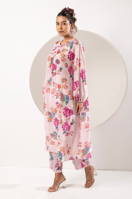 Buy_Ekavira_Pink Crepe, Silk Round Neck Gulabo Botanic Print Kurta With Pant _Online_at_Aza_Fashions