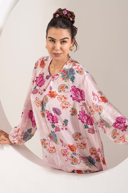 Shop_Ekavira_Pink Crepe, Silk Round Neck Gulabo Botanic Print Kurta With Pant _Online_at_Aza_Fashions