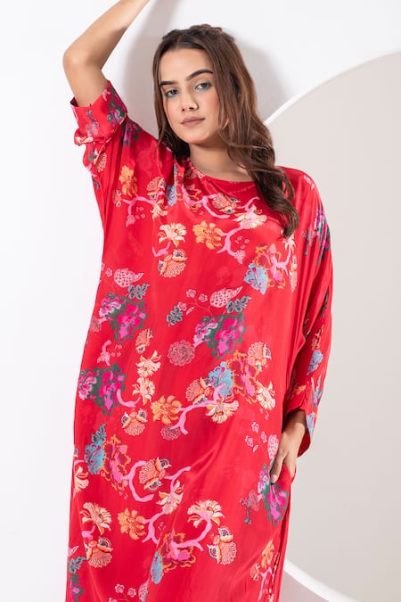 Ekavira Red Crepe, Silk Round Neck Rukhmani Asymmetric Printed Kaftan With Pant Online at Aza Fashions Ekavira_Red Crepe, Silk Round Neck Rukhmani Asymmetric Printed Kaftan With Pant _Online_at_Aza_Fashions