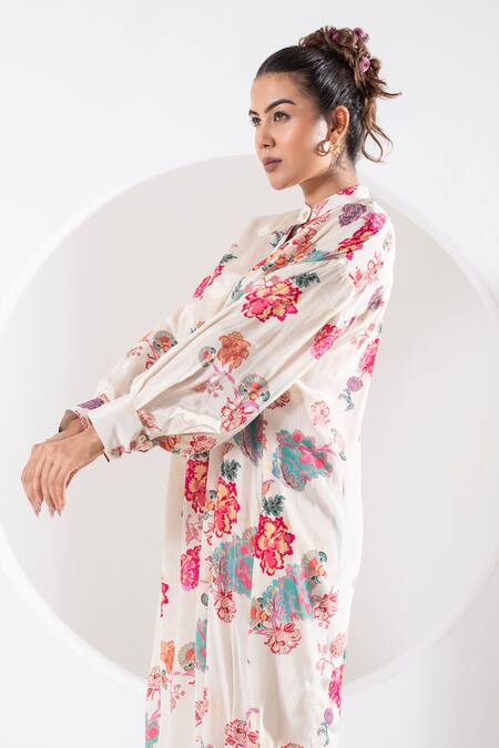 Buy Ekavira Ivory Crepe, Silk Embroidery Kanak Floral Print High Low Kurta With Pant Online at Aza Fashions Buy_Ekavira_Ivory Crepe, Silk Embroidery Kanak Floral Print High Low Kurta With Pant _Online_at_Aza_Fashions