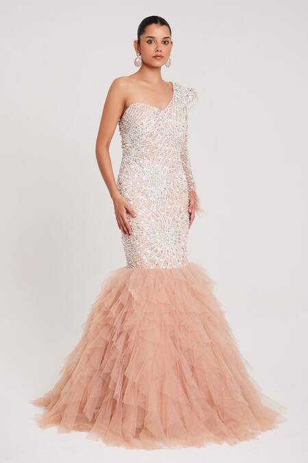 Shop Chaashni By Maansi And Ketan Beige Net, Fur, Lace, Gingham Pearls, Sequins, Cut Work Embellished Fishcut Gown Online at Aza Fashions Shop_Chaashni By Maansi And Ketan_Beige Net, Fur, Lace, Gingham Pearls, Sequins, Cut Work Embellished Fishcut Gown _Online_at_Aza_Fashions