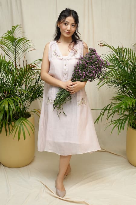 KKANYAAH Hand Embroidered Wonder Pocket Dress 