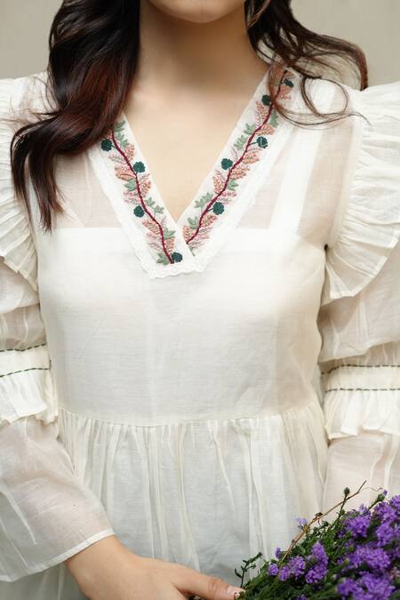 Buy_KKANYAAH_Off White Silk, Cotton Embroidery V-neck Hand Homestad Harmony Dress 