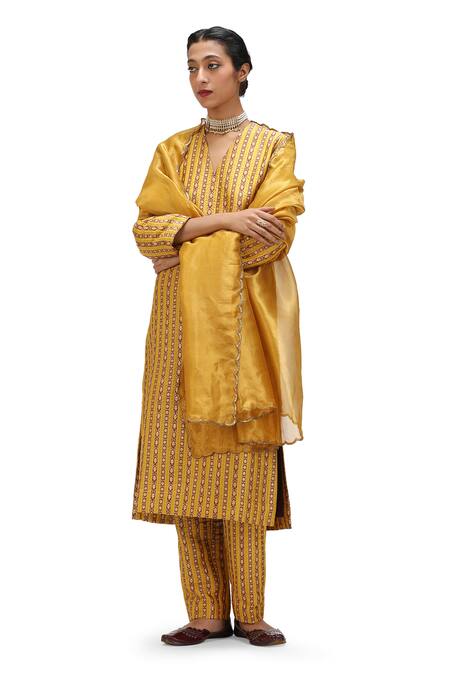 Mimamsaa_Yellow Tissue Silk Embroidered Sequin Keya Scallop Hem Dupatta _Online_at_Aza_Fashions