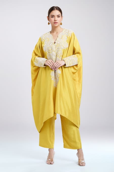 Mrunalini Rao Yellow Embroidered Floral V Neck Paisley Kaftan And Pant Set 