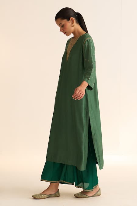 Buy_Dot_Green Cotton, Silk Embroidery Round Neck Kavish Kurta With Pant 