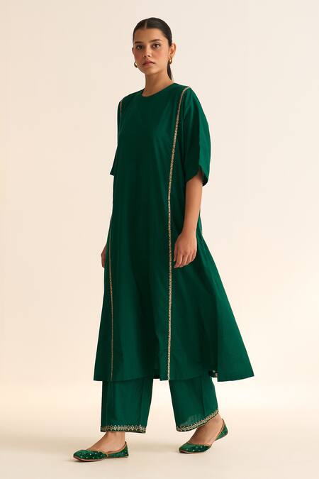 Dot_Green Cotton Beads Round Neck Albela Placement Embroidered Kurta And Pant Set _Online_at_Aza_Fashions