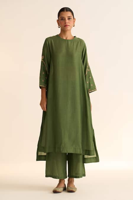 Dot Ambily Resham & Zari Work Kurta & Pant Set 