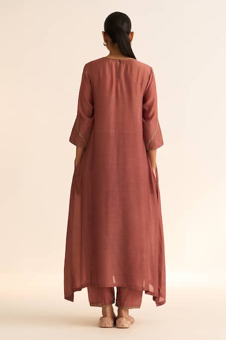 Dot Palash Asymmetric Hem Kurta With Pant 