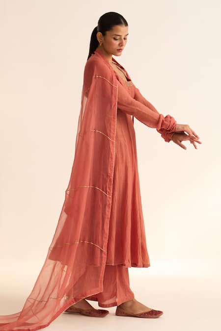 Dot Vara Thread Embroidered Dupatta