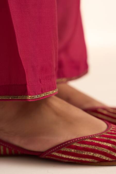 Buy Dot Red Cotton Embroidery Round Neck Veena Vine Yoke Kurta With Pant Online at Aza Fashions Buy_Dot_Red Cotton Embroidery Round Neck Veena Vine Yoke Kurta With Pant _Online_at_Aza_Fashions