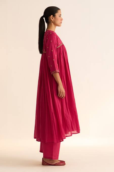 Buy_Dot_Pink Cotton, Organza Embroidery V-neck Jaina Hand A-line Kurta Pant Set _Online_at_Aza_Fashions