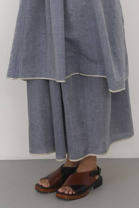 Payal Pratap_Blue Chambrey Cotton Handwoven Taranto Handloom Boxfit Pant _Online_at_Aza_Fashions