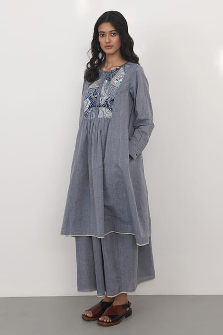 Buy Payal Pratap Blue Chambrey Cotton Embroidered Patchwork Round Novara Front Tunic Online at Aza Fashions Buy_Payal Pratap_Blue Chambrey Cotton Embroidered Patchwork Round Novara Front Tunic _Online_at_Aza_Fashions