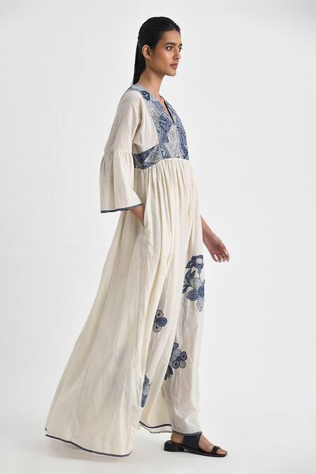 Payal Pratap Ivory Handloom Cotton Embroidered Patchwork V Opatija Floral Maxi Dress Online at Aza Fashions Payal Pratap_Ivory Handloom Cotton Embroidered Patchwork V Opatija Floral Maxi Dress _Online_at_Aza_Fashions