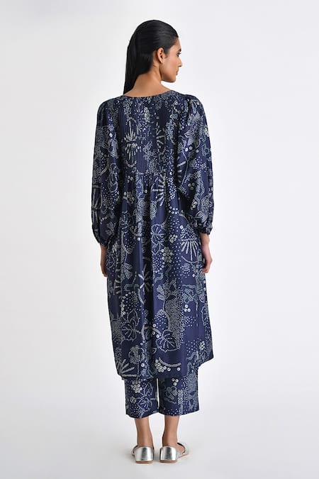 Shop Payal Pratap Blue Silk Printed Bandhani Round Trilifos Tunic at Aza Fashions Shop_Payal Pratap_Blue Silk Printed Bandhani Round Trilifos Tunic _at_Aza_Fashions