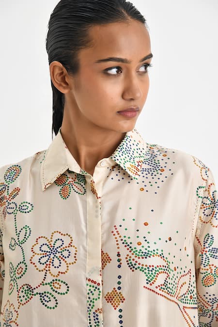 Buy Payal Pratap Off White Silk Collared Ormos Wild Mosaic Print Tiered Shirt Dress Online at Aza Fashions Buy_Payal Pratap_Off White Silk Collared Ormos Wild Mosaic Print Tiered Shirt Dress _Online_at_Aza_Fashions