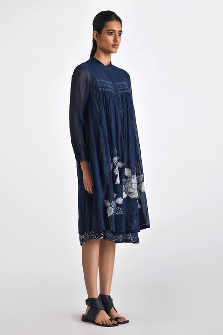 Payal Pratap Blue Chanderi Printed Bandhani Tunic Mandarin Collar Floral Patchwork Online at Aza Fashions Payal Pratap_Blue Chanderi Printed Bandhani Tunic Mandarin Collar Floral Patchwork _Online_at_Aza_Fashions