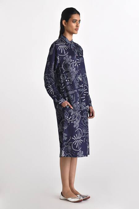 Payal Pratap Blue Linen Satin Printed Bandhani Mandarin Collar Button-down Tunic Online at Aza Fashions Payal Pratap_Blue Linen Satin Printed Bandhani Mandarin Collar Button-down Tunic _Online_at_Aza_Fashions