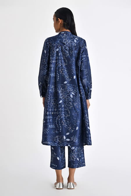 Shop_Payal Pratap_Blue Silk Printed Bandhani Mandarin Collar Thetidio Geometric Tunic _at_Aza_Fashions