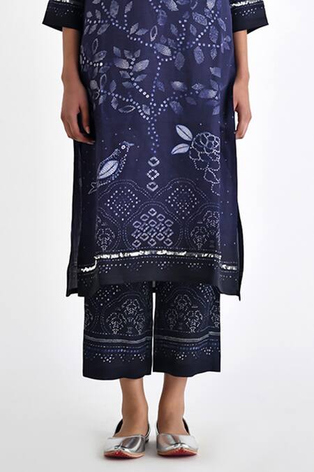 Payal Pratap Blue Linen, Satin Sequins V-neck Cortina Printed Tunic With Pant Online at Aza Fashions Payal Pratap_Blue Linen, Satin Sequins V-neck Cortina Printed Tunic With Pant _Online_at_Aza_Fashions