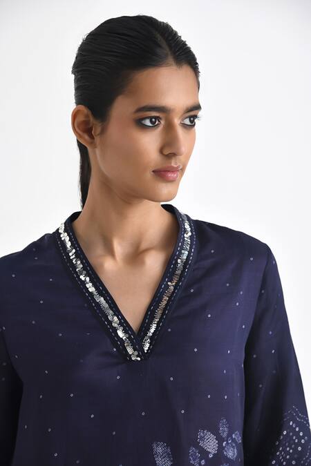 Shop Payal Pratap Blue Linen, Satin Sequins V-neck Cortina Printed Tunic With Pant Online at Aza Fashions Shop_Payal Pratap_Blue Linen, Satin Sequins V-neck Cortina Printed Tunic With Pant _Online_at_Aza_Fashions