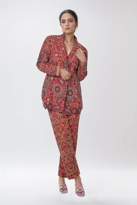 Buy Anamika Khanna Red Embroidery Resham Pant Suit Set Online at Aza Fashions Buy_Anamika Khanna_Red Embroidery Resham Pant Suit Set _Online_at_Aza_Fashions