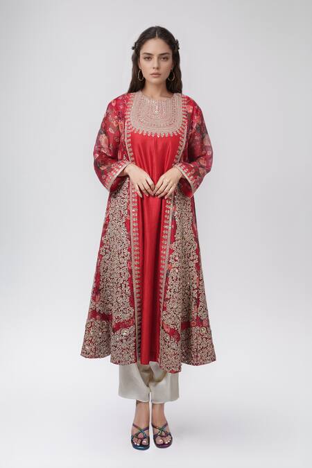 Shop Debyani + CO Red Cotton Sequins, Embroidery Round Neck Kurta Set Online at Aza Fashions Shop_Debyani + CO_Red Cotton Sequins, Embroidery Round Neck Kurta Set _Online_at_Aza_Fashions