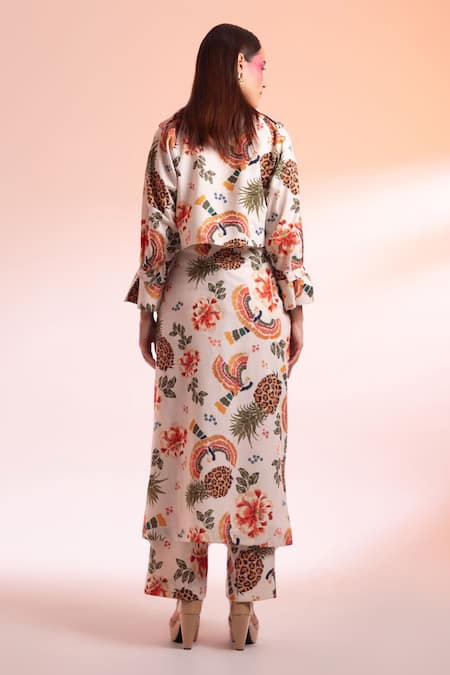 Shop Gazab by Miku Kumar Multi Color Linen Collared Parc Floral De Paris Trench Jacket With Pant at Aza Fashions Shop_Gazab by Miku Kumar_Multi Color Linen Collared Parc Floral De Paris Trench Jacket With Pant _at_Aza_Fashions