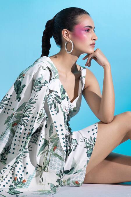 Gazab by Miku Kumar Multi Color Twill, Silk V-neck, Collared Seine Serenade Paris Jacket With Dress Online at Aza Fashions Gazab by Miku Kumar_Multi Color Twill, Silk V-neck, Collared Seine Serenade Paris Jacket With Dress _Online_at_Aza_Fashions