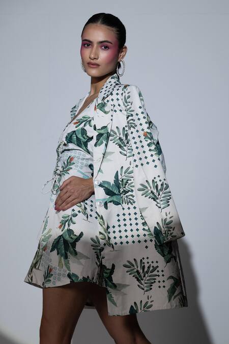 Shop Gazab by Miku Kumar Multi Color Twill, Silk V-neck, Collared Seine Serenade Paris Jacket With Dress Online at Aza Fashions Shop_Gazab by Miku Kumar_Multi Color Twill, Silk V-neck, Collared Seine Serenade Paris Jacket With Dress _Online_at_Aza_Fashions