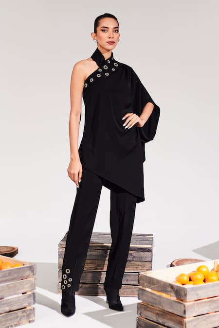 Buy_House Of Zeniaa_Black Crepe Embroidery One Shoulder Vera Embellished Top And Pant Set