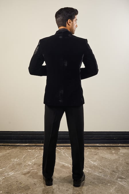 Soniya G Leaf Embroidered Tuxedo Set 