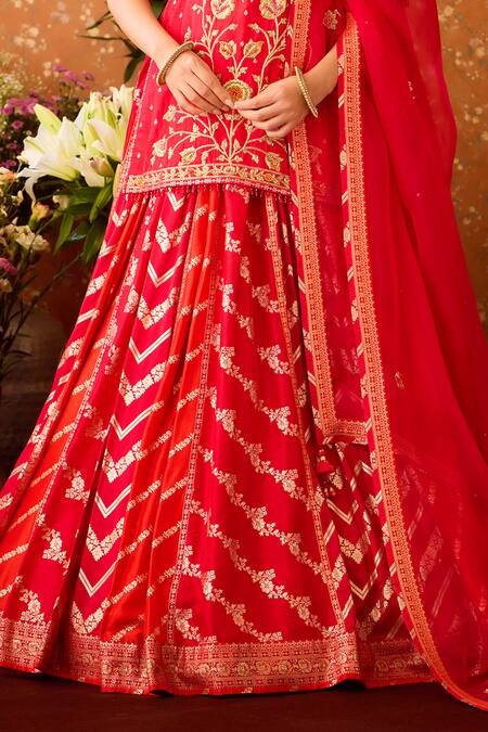 Buy Shyam Narayan Prasad Maroon Brocade, Silk Organza, Viscose Embroidery Round Floral Kurta Lehenga Set Buy_Shyam Narayan Prasad_Maroon Brocade, Silk Organza, Viscose Embroidery Round Floral Kurta Lehenga Set