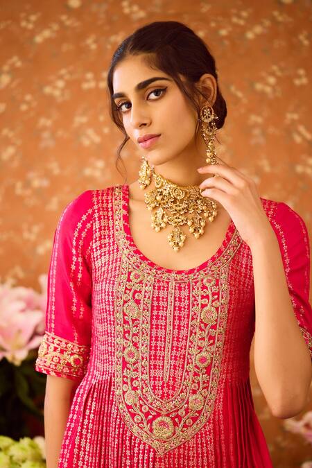 Shop Shyam Narayan Prasad Red Organza, Viscose, Embroidery, Brocade Pattern Kurta Sharara Set Shop_Shyam Narayan Prasad_Red Organza, Viscose, Embroidery, Brocade Pattern Kurta Sharara Set