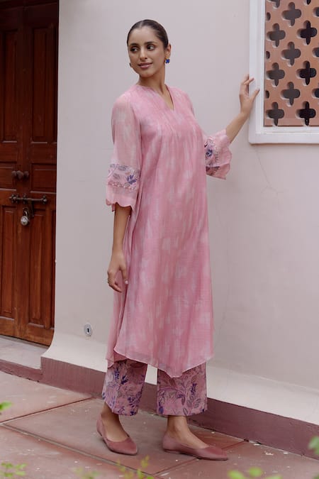 Vaayu Pink Muslin, Cotton Embroidery Split Pintuck Kurta And Floral Print Pant Set Online at Aza Fashions Vaayu_Pink Muslin, Cotton Embroidery Split Pintuck Kurta And Floral Print Pant Set _Online_at_Aza_Fashions
