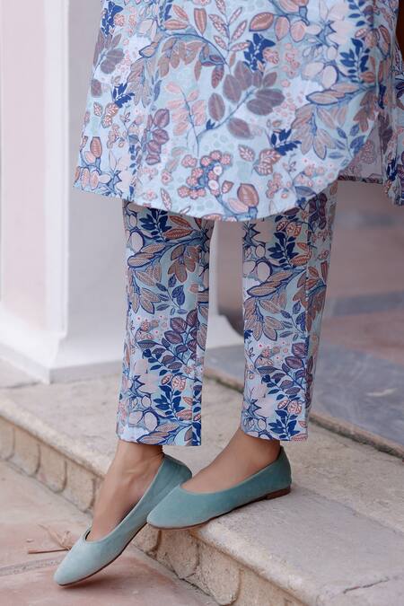 Shop_Vaayu_Blue Muslin, Cotton Boat Neck Leaf Print Kurta And Pant Set_Online_at_Aza_Fashions