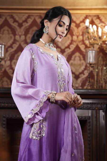 Surabhi Arya_Purple Chanderi Silk, Organza Pearls, Floral Jaal Embroidered Kurta Pant Set _at_Aza_Fashions