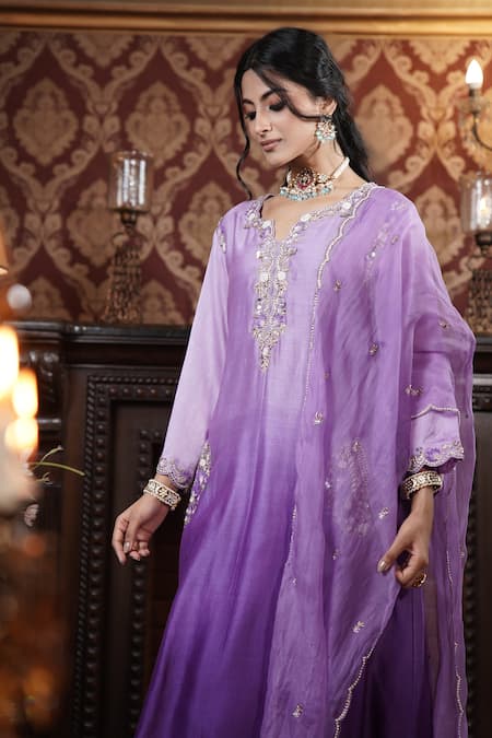 Buy_Surabhi Arya_Purple Chanderi Silk, Organza Pearls, Floral Jaal Embroidered Kurta Pant Set 