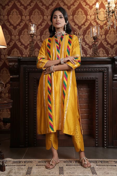Buy_Surabhi Arya_Yellow Chanderi Silk Gota Patti Mandarin Collar Embellished Kurta With Pant _Online_at_Aza_Fashions